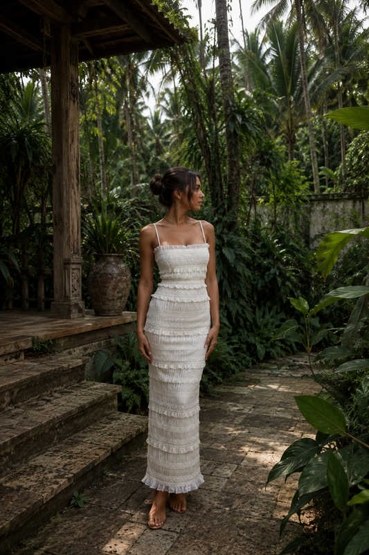 SOLARA | Vestido Maxi de Lentejuelas con Volantes