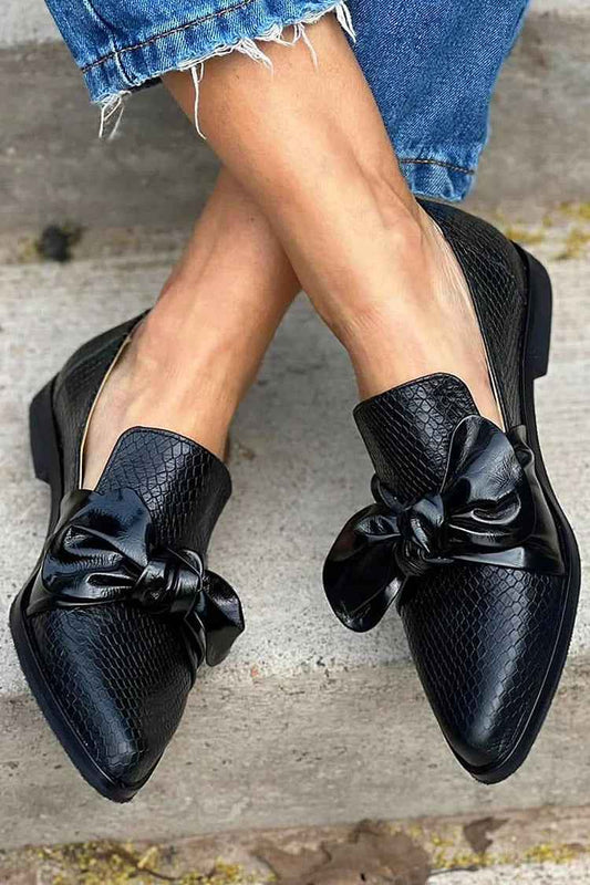 Laura - Mocasines negros con lazo brillante