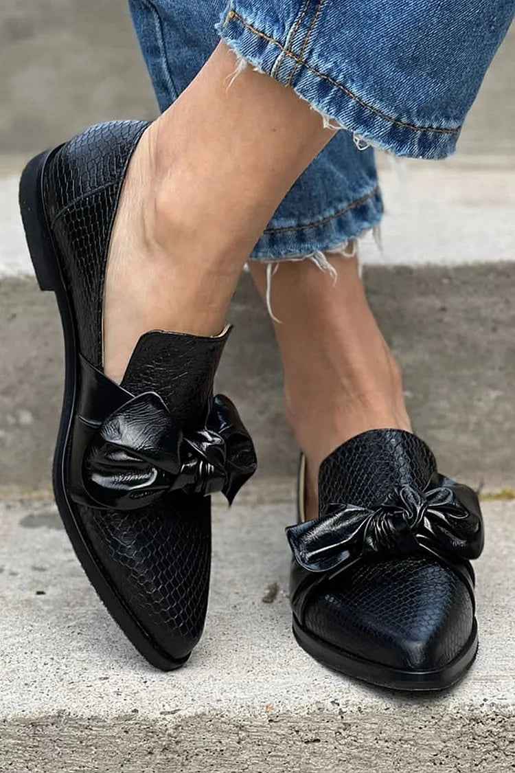 Laura - Mocasines negros con lazo brillante