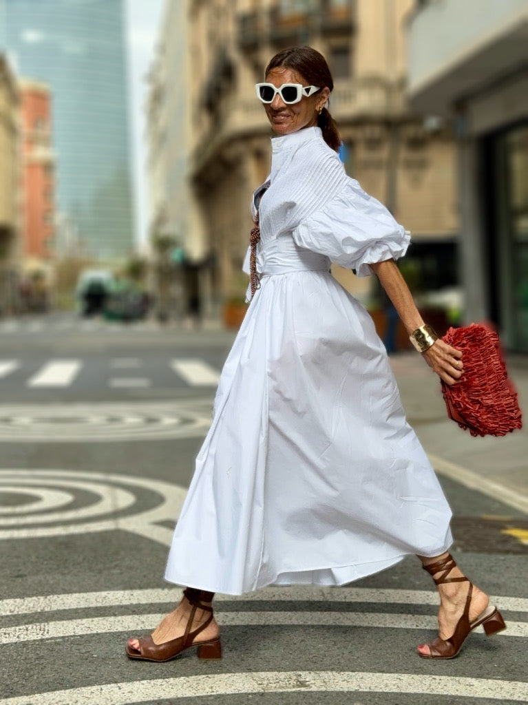 Vestido Phoebe Blanco — Elegancia Atemporal en Algodón Egipcio