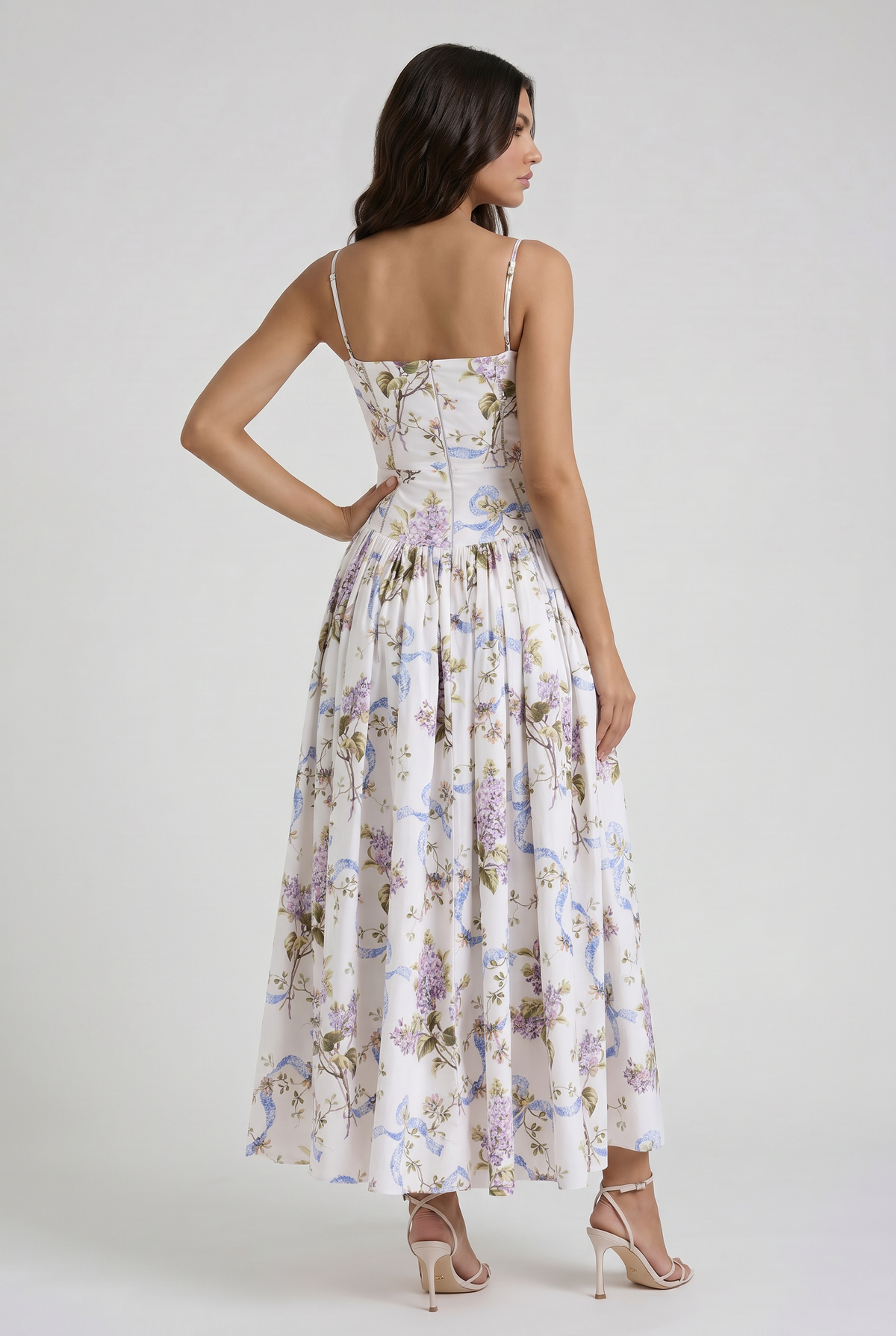 Ysabella - Vestido Midi Atemporal