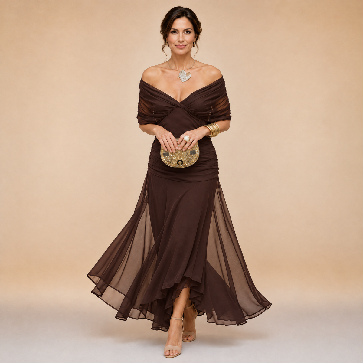 Vestido largo de noche con cuello en V drapeado