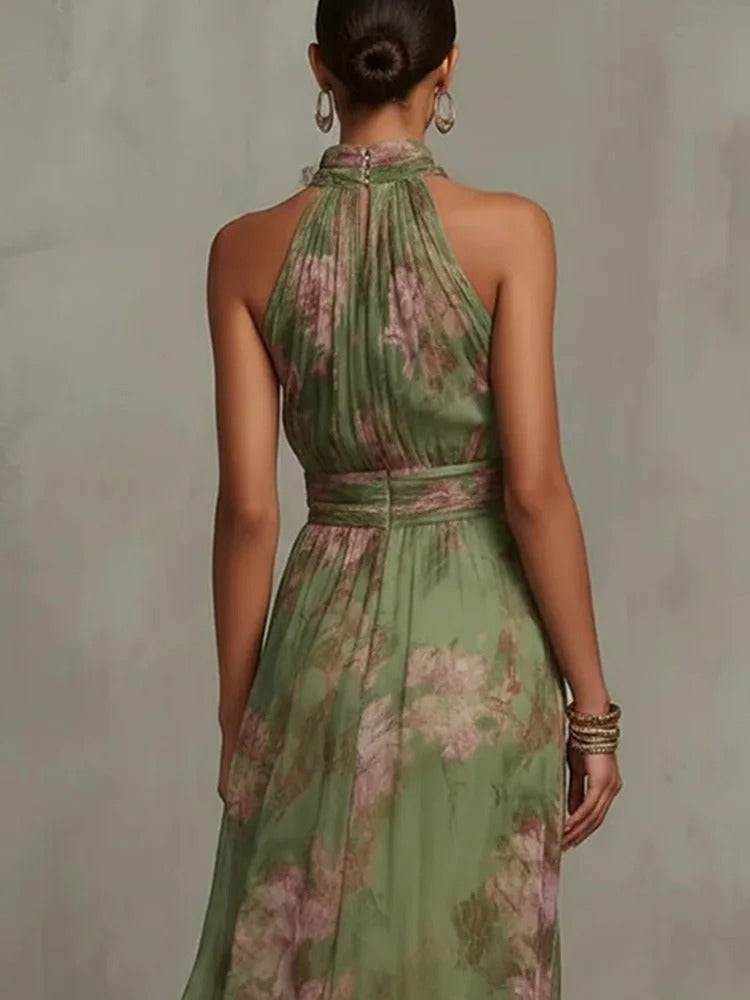 Vestido Maxi Floral en Chiffon con Escote Halter Drapeado y Cintura Definida